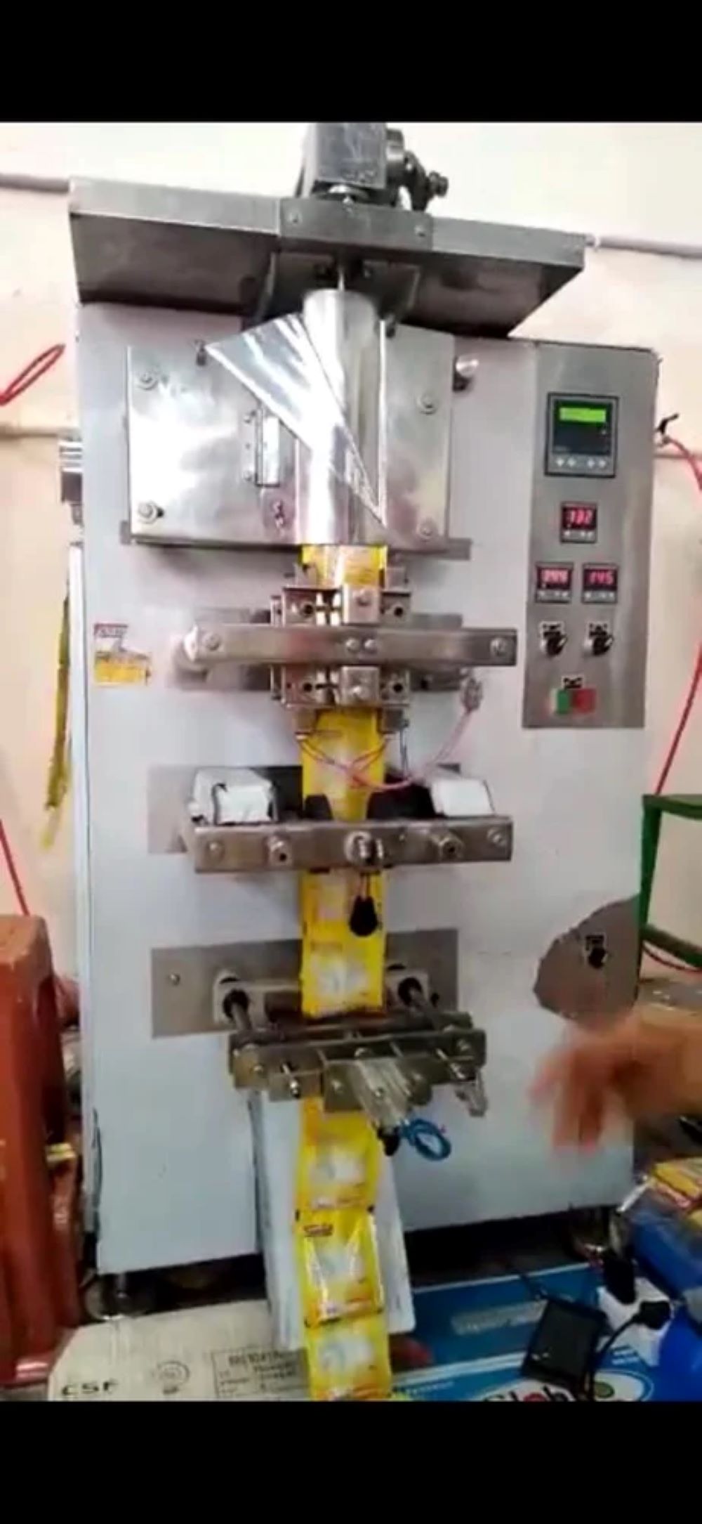 Pneumatic Filling Machine